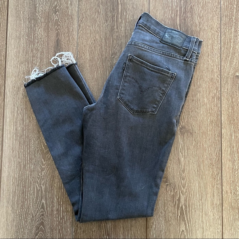 Levi’s 311